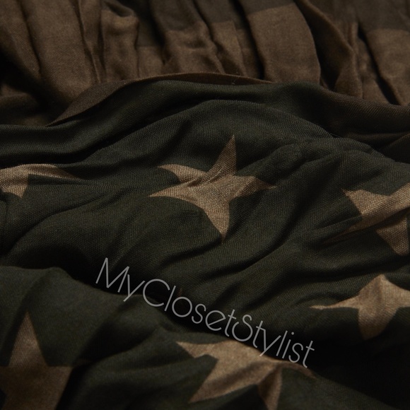 JOHN VARVATOS Flag Scarf Authentic Large Italy NWT - Picture 2 of 6